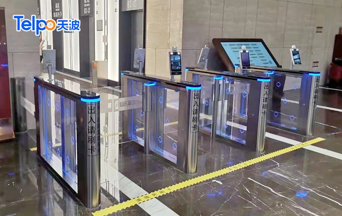 天波企业级人脸识别考勤机