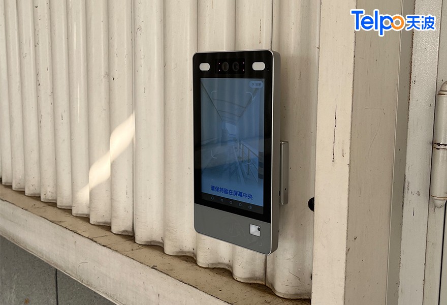 天波人脸识别门禁F2