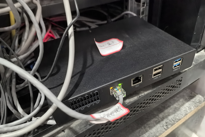 4S门店使用天波边缘计算盒子V15B (5)_副本.jpg